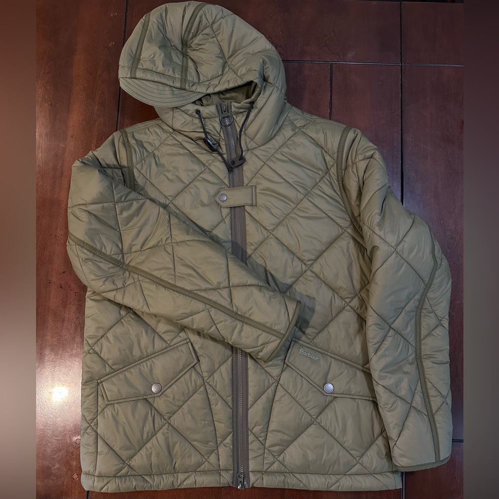 Barbour Men's M Re-Engineered Endurance Quilted Hooded Jacket Light Sage Green